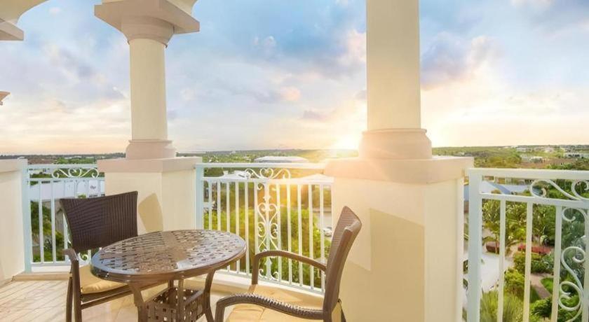 Seven Stars Resort & Spa Грейс-Бэй Экстерьер фото